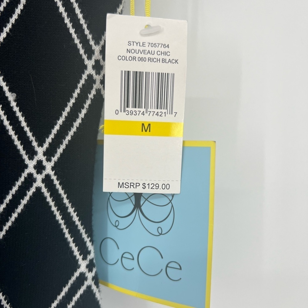 CeCe NWT Knit Short Sleeve Dress Size M - Picture 3 of 10